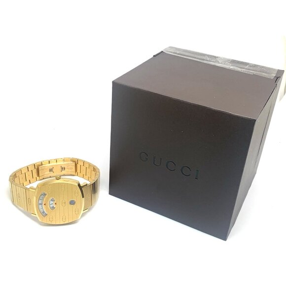 Gucci Unisex Watch YA157403 Grip Swiss Quartz Jump Hour Dial Gold Steel 35mm - Picture 3 of 14
